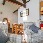 Mews 6