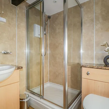 Mews 6 Holiday home *